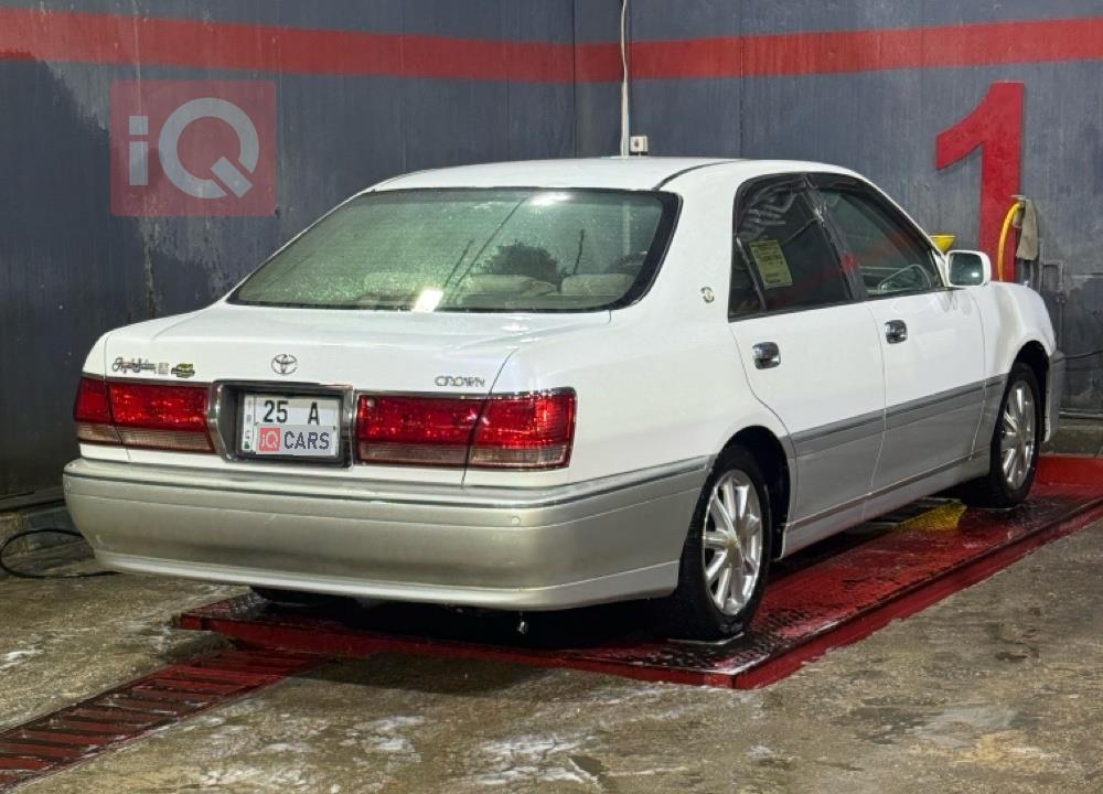 تويوتا كراون